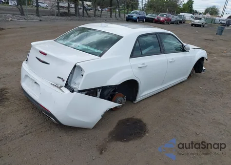 2021 Chrysler 300 300S z USA, uszkodzony, nr VIN 2C3CCABG6MH634312